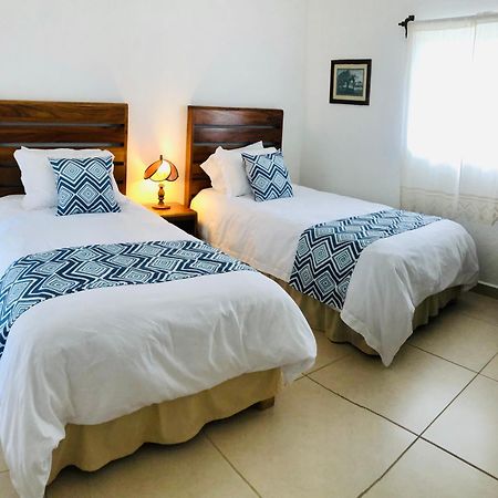 Club Vergel Resort Bernal Luaran gambar