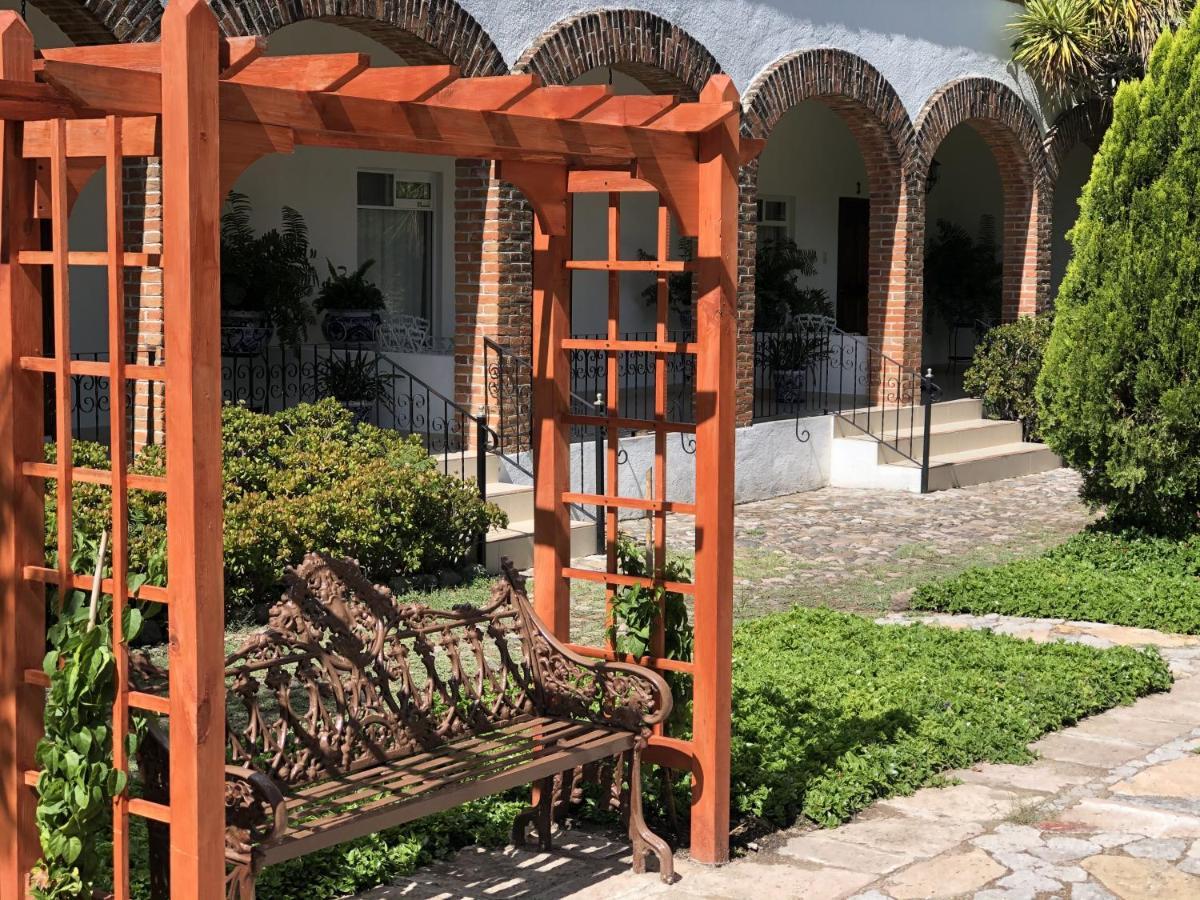 Club Vergel Resort Bernal Luaran gambar