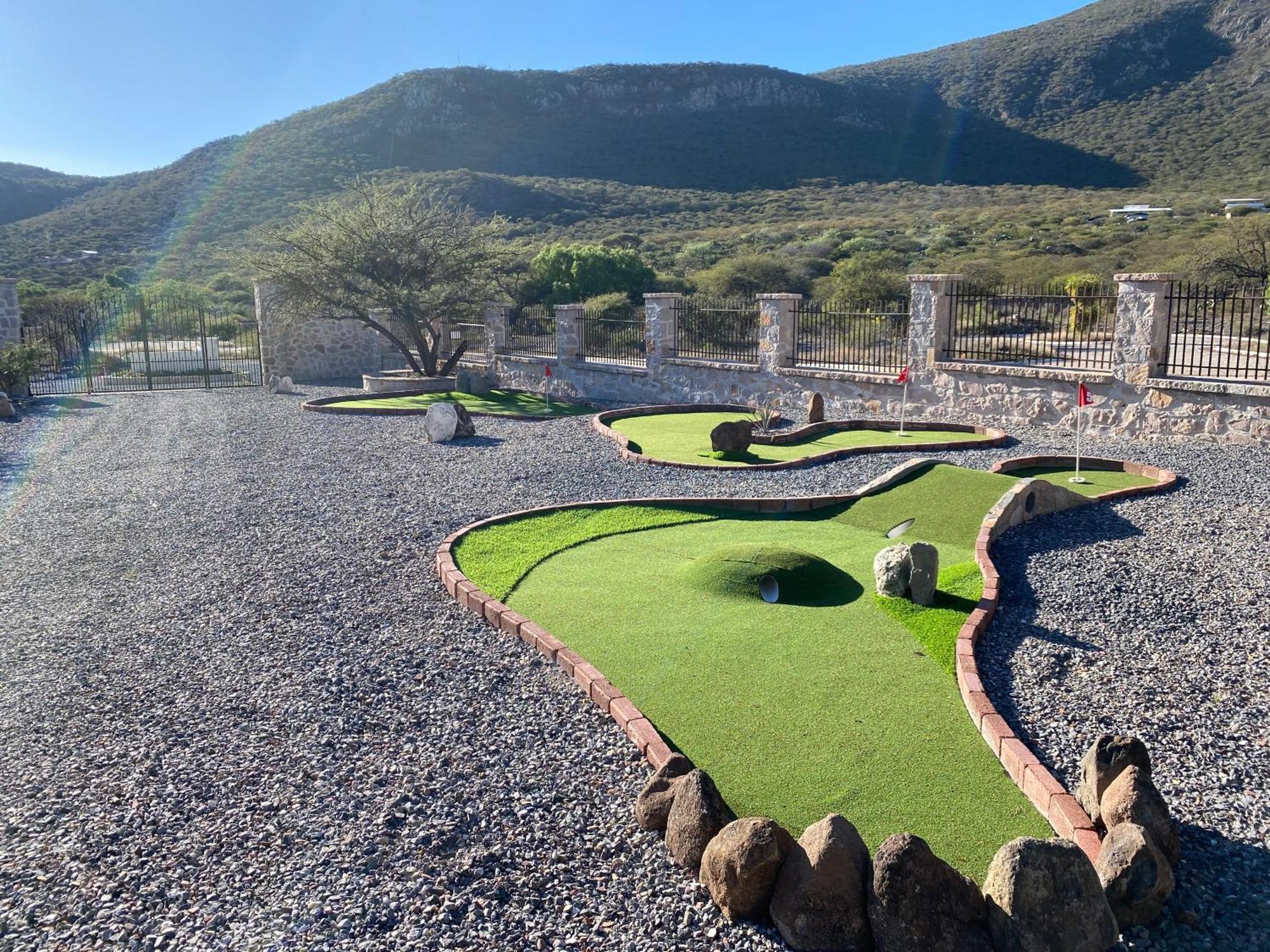 Club Vergel Resort Bernal Luaran gambar