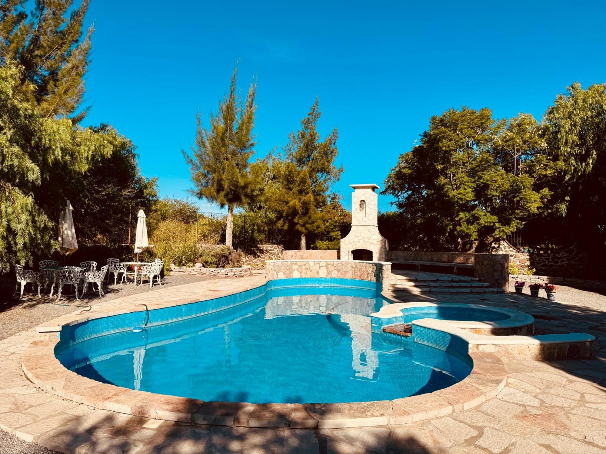 Club Vergel Resort Bernal Luaran gambar