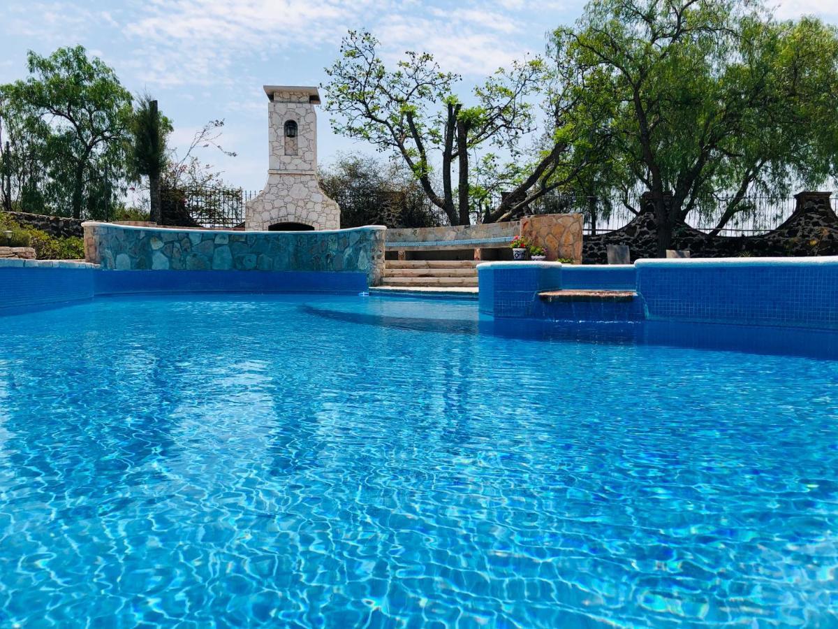 Club Vergel Resort Bernal Luaran gambar