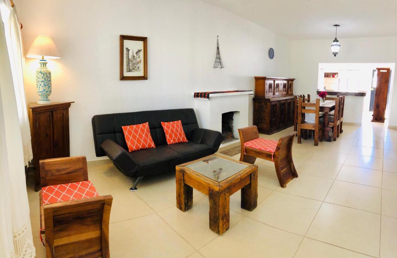 Club Vergel Resort Bernal Luaran gambar